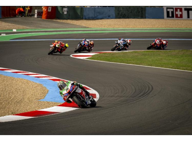 Double podium dimanche pour BbKRT et Lowes