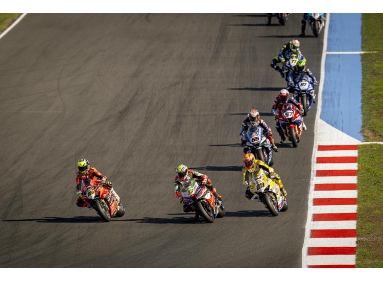 Double podium dimanche pour BbKRT et Lowes