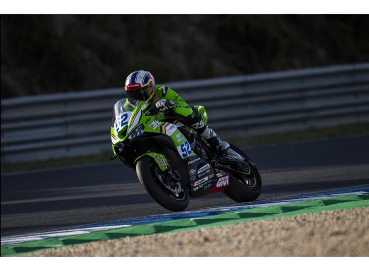 Alcoba remporte un premier podium époustouflant