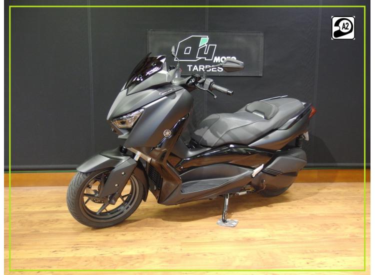 YAMAHA XMAX 300 IRON MAX