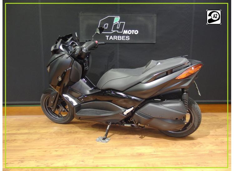 YAMAHA XMAX 300 IRON MAX