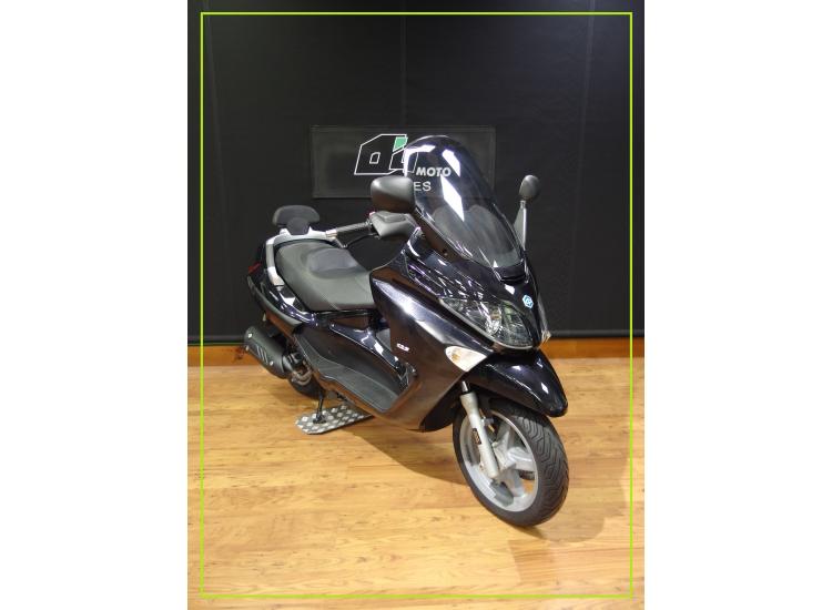 PIAGGIO 125 X-EVO