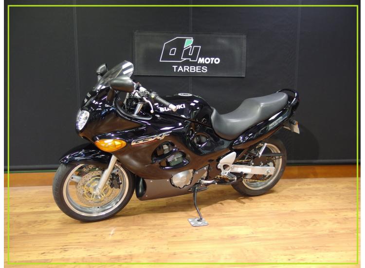 SUZUKI GSX 750 F