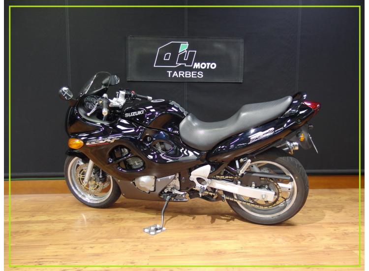 SUZUKI GSX 750 F