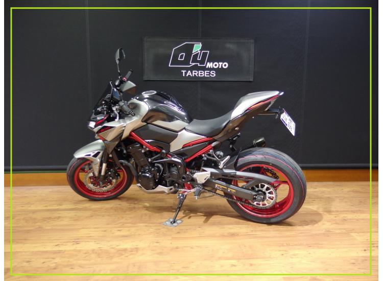 KAWASAKI Z 900